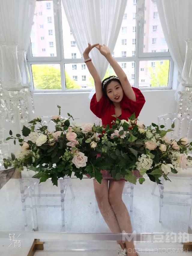 清新模特