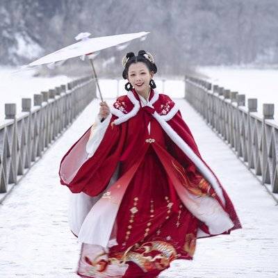 汉服模特
