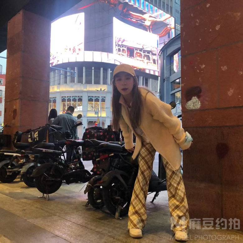 情侣模特