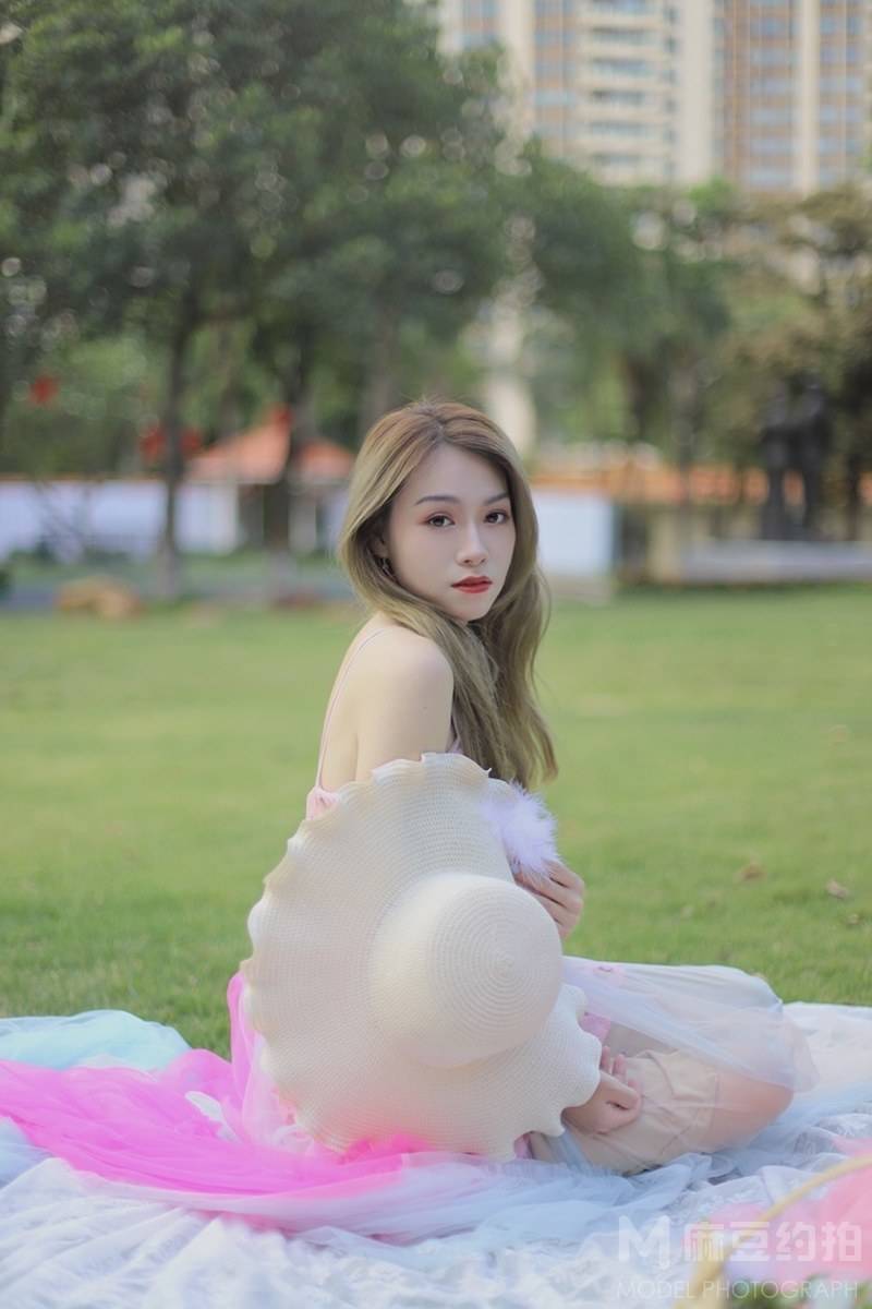 清新模特