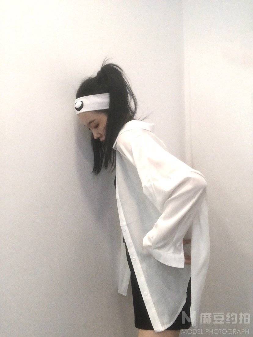 黑白模特