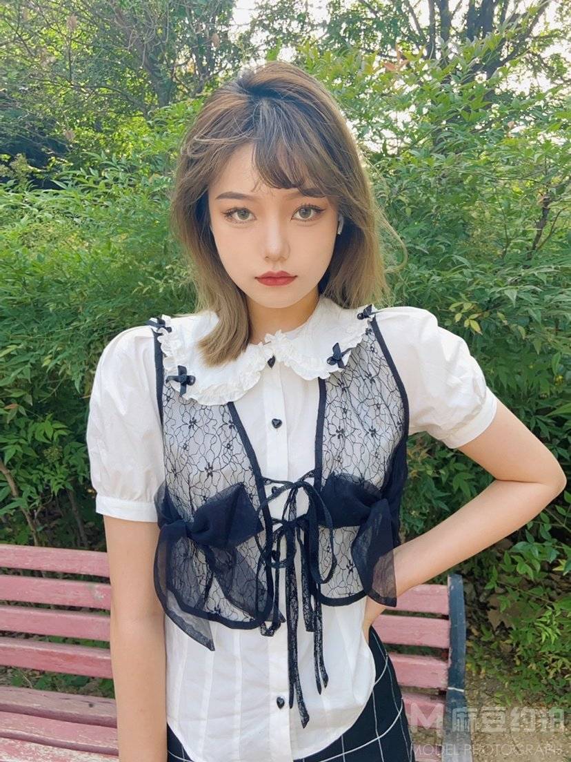 妆容模特