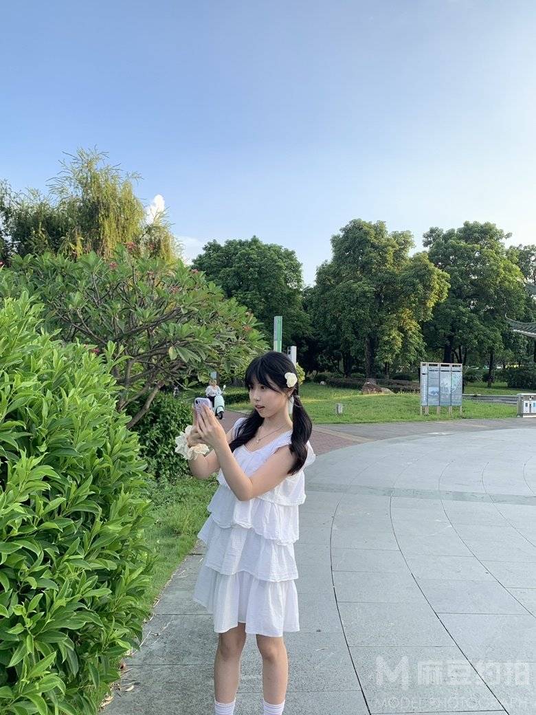 清新模特