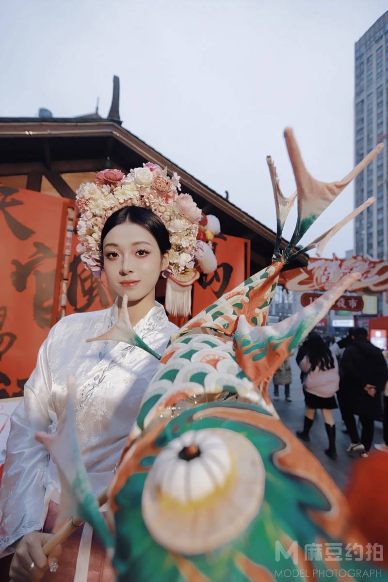 汉服模特