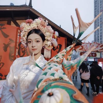 汉服模特