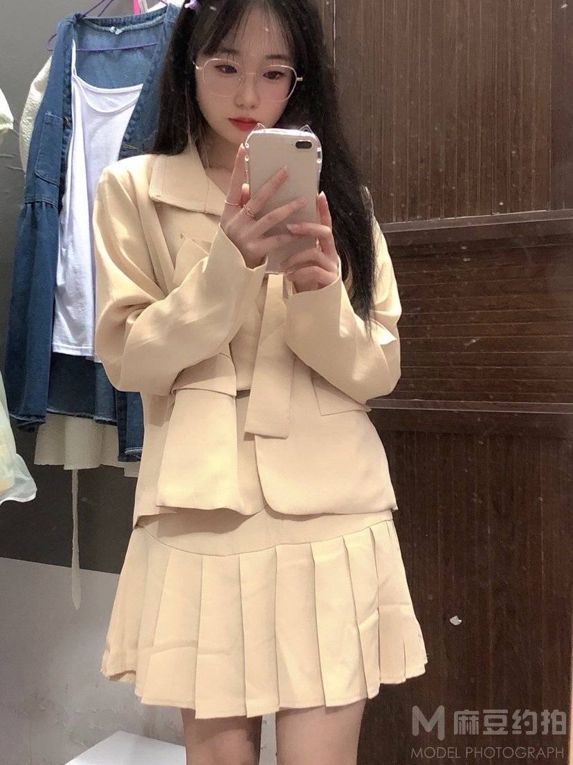 清新模特