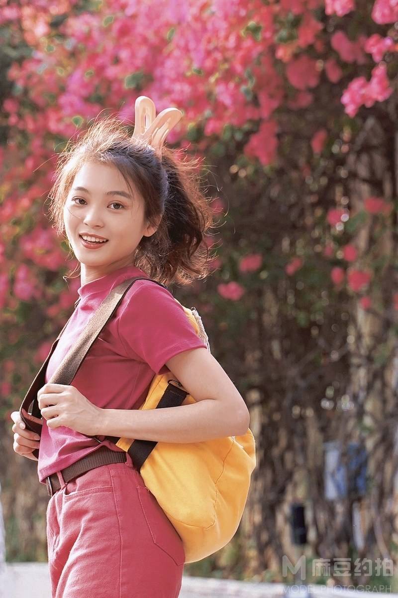 胶片模特