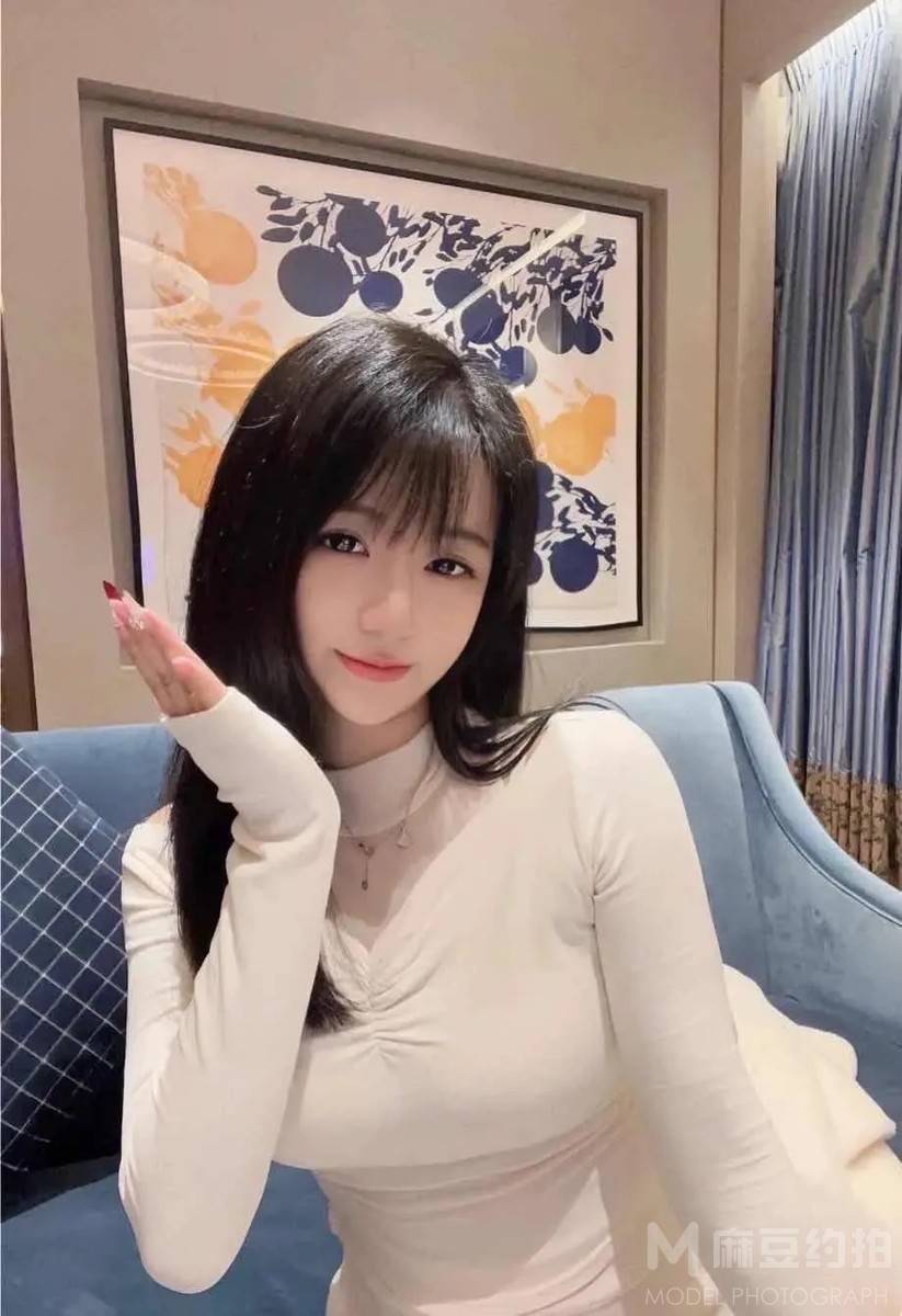 宝丽来模特
