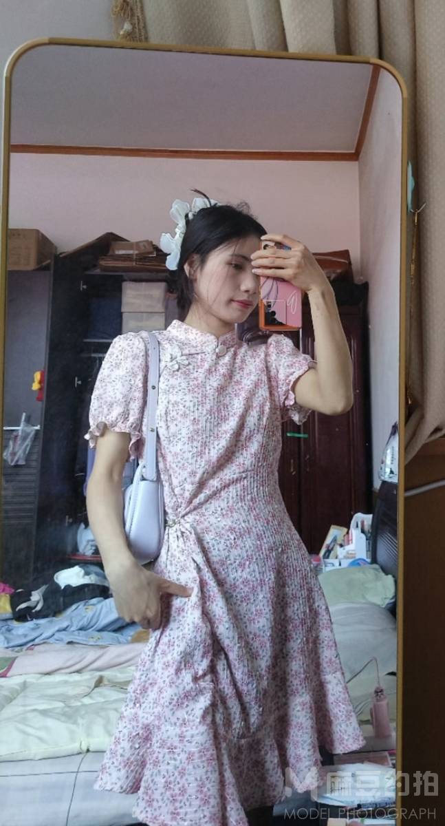 纪实模特