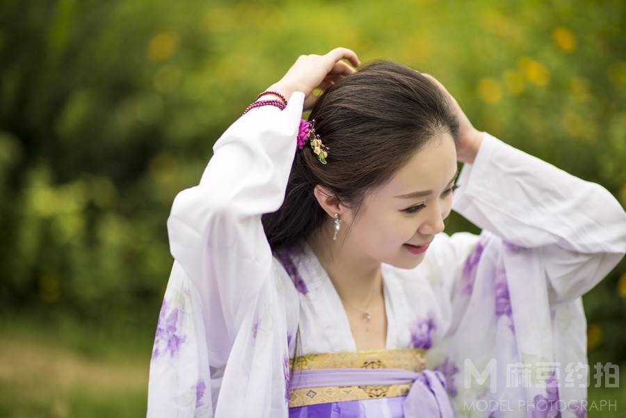 汉服模特