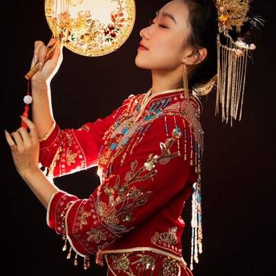 情绪模特