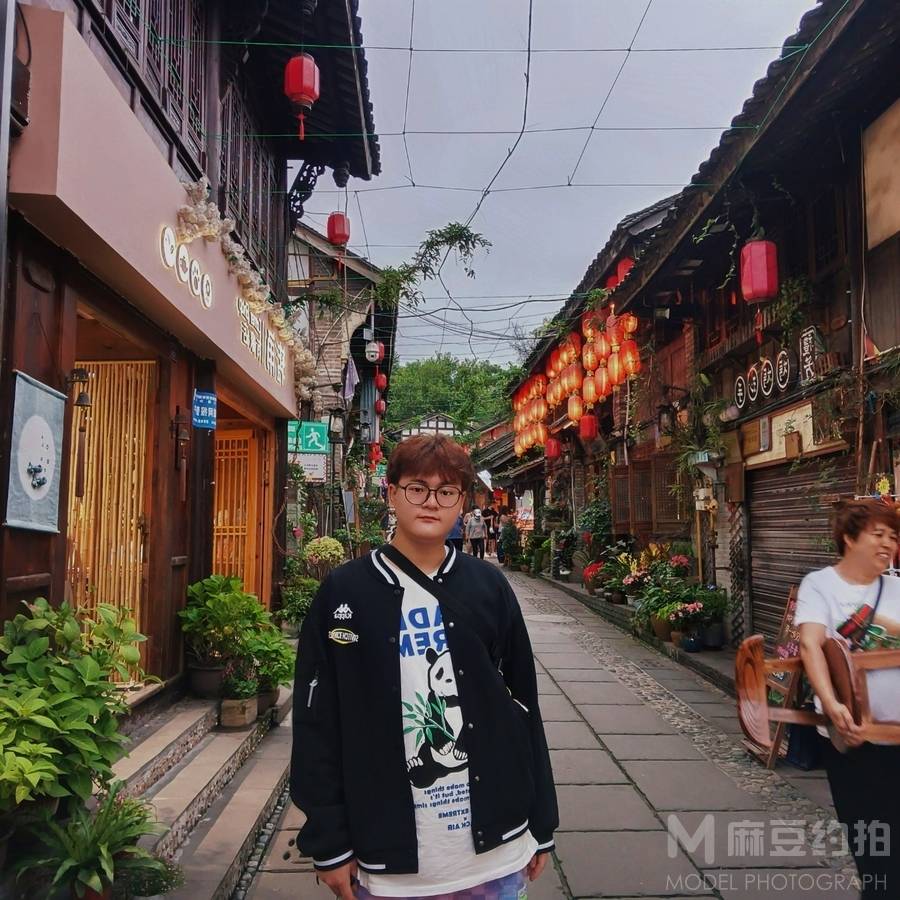 夜景模特