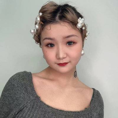 妆容模特