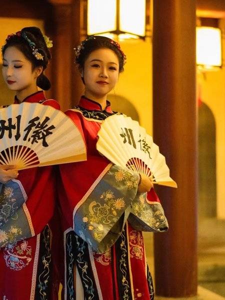 汉服模特
