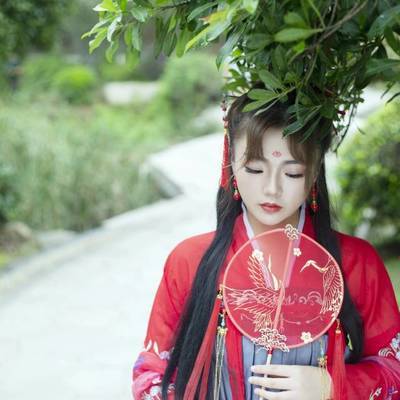 汉服模特