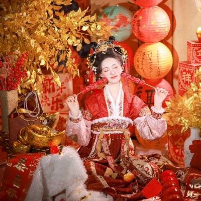 汉服模特