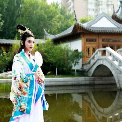 汉服模特