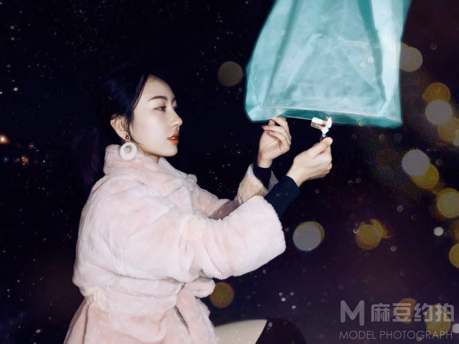 夜景模特
