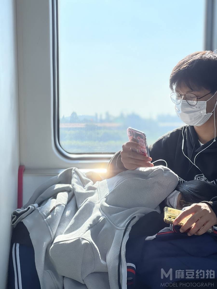 情侣模特