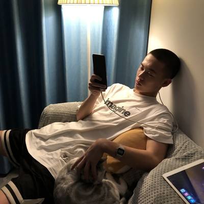 黑白模特