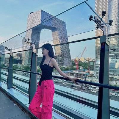 黑白模特