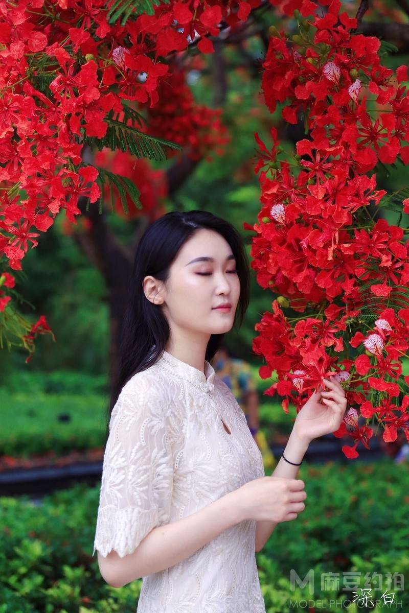妆容模特