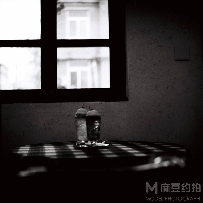 胶片模特