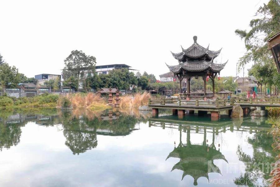 民国模特
