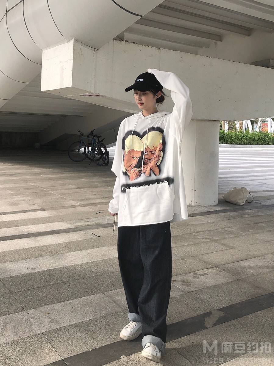 校园模特