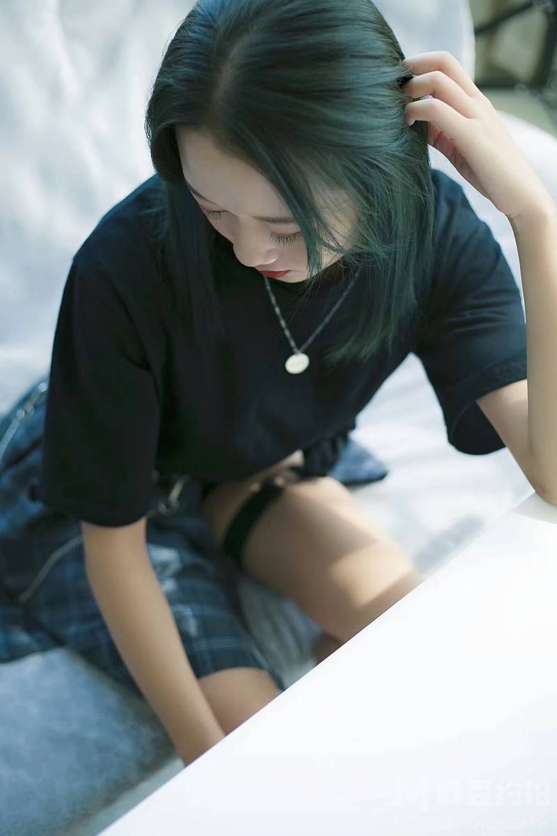 黑白模特
