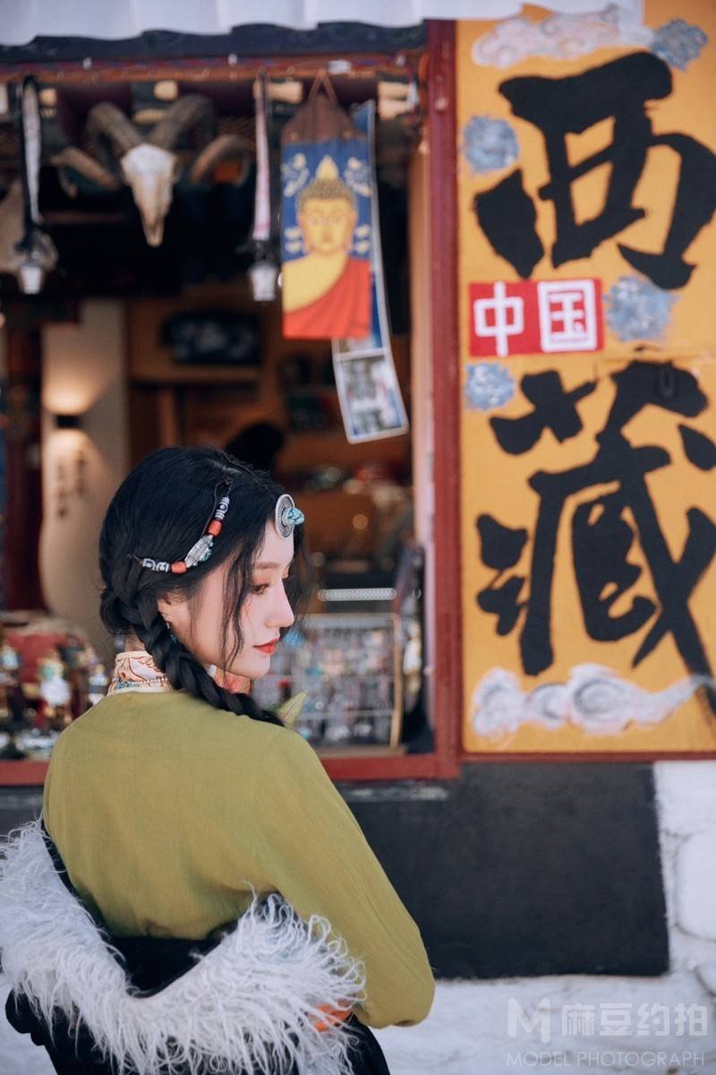 校园模特