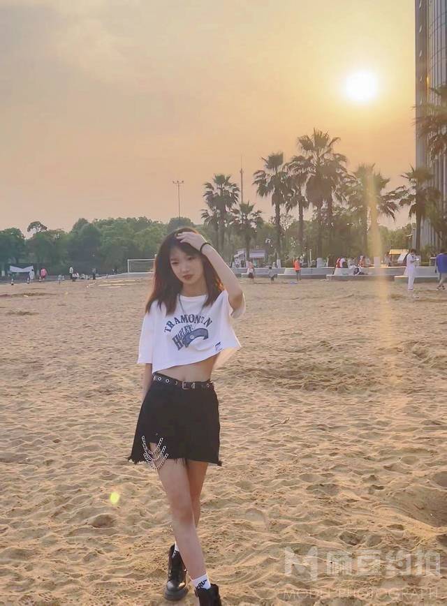 暗黑模特