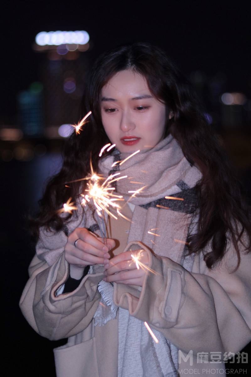 夜景模特