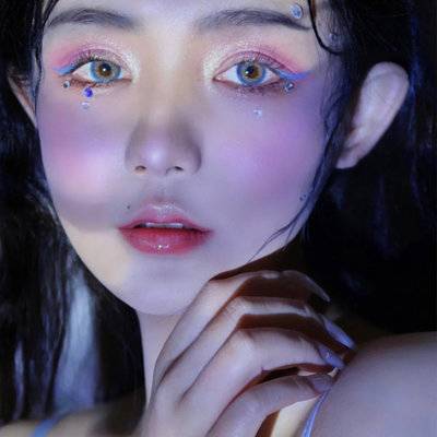 妆容模特