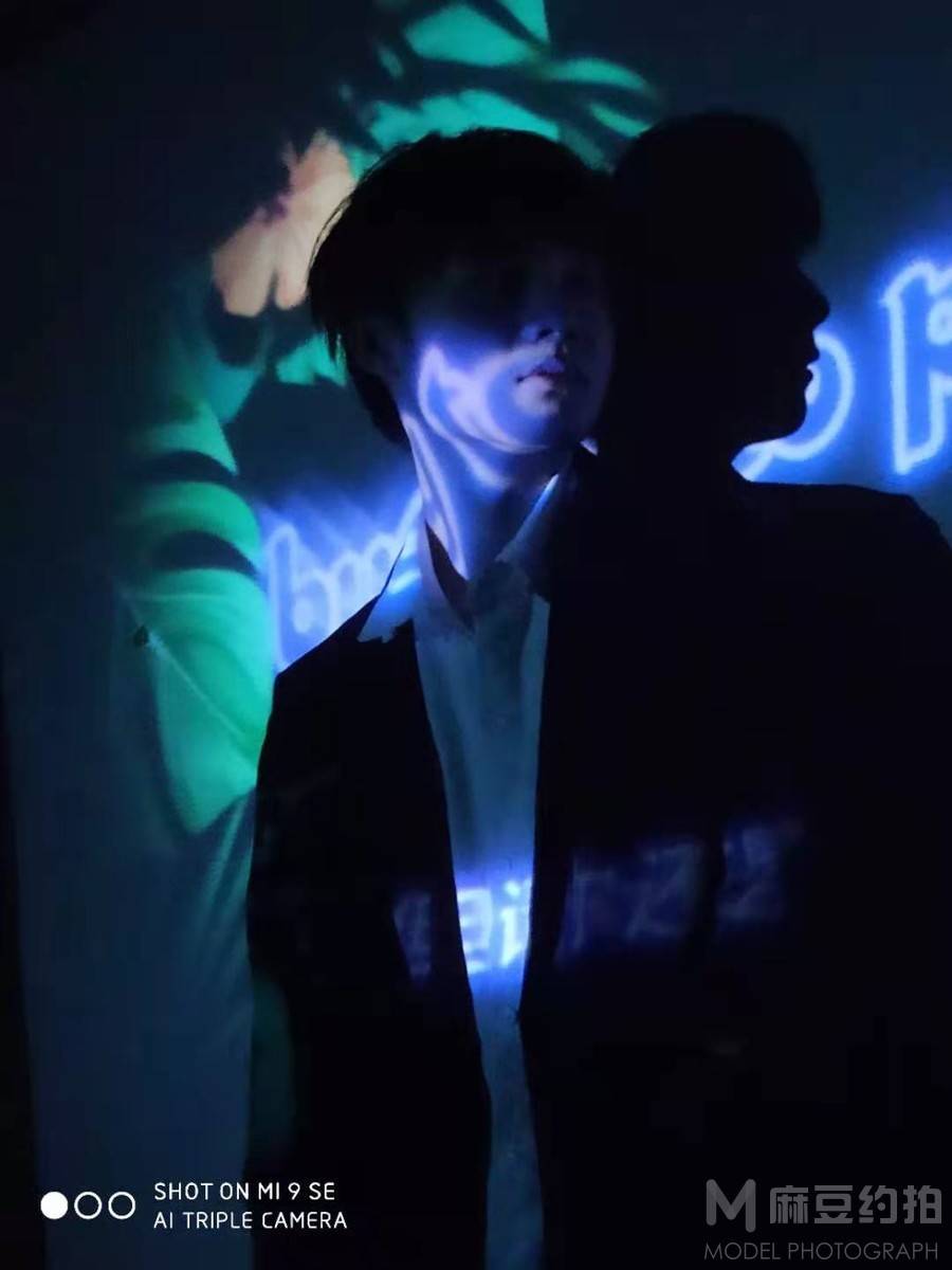 清新模特