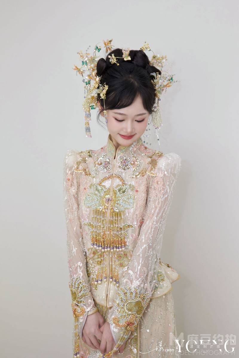 妆容模特