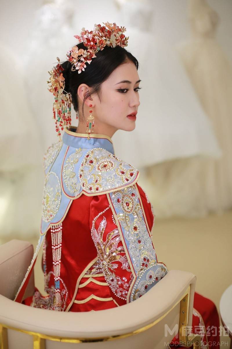 妆容模特