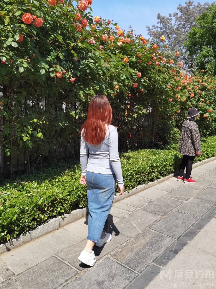 校园模特