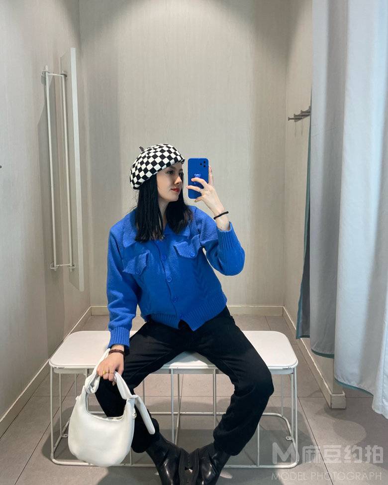 黑白模特