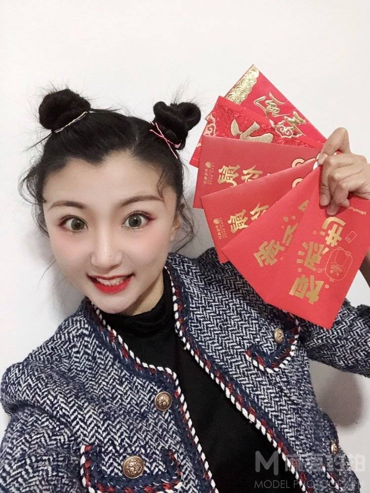 清新模特