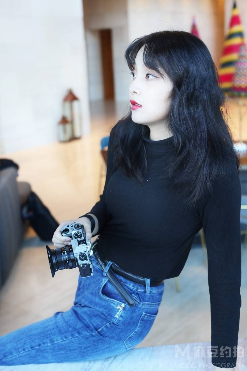 黑白模特