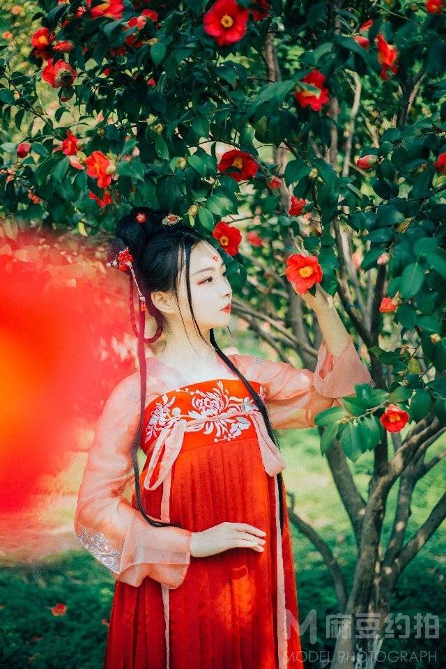 汉服模特