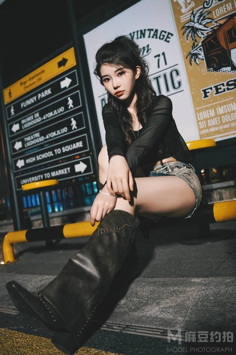 夜景模特