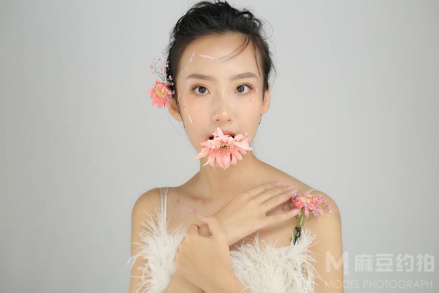 清新模特