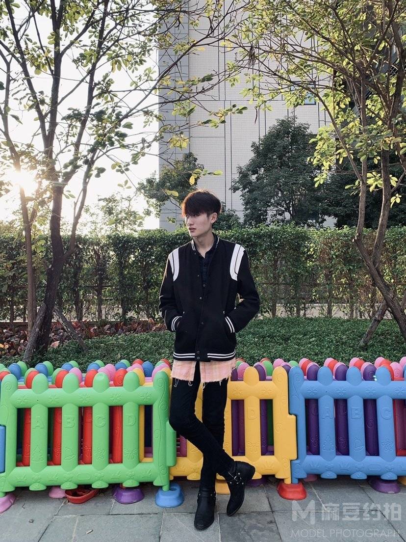 校园模特