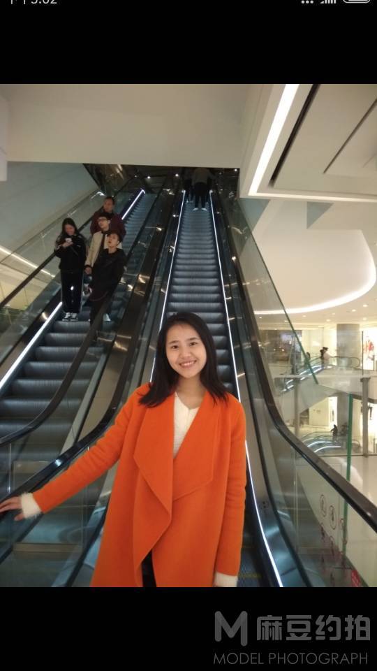 情绪模特