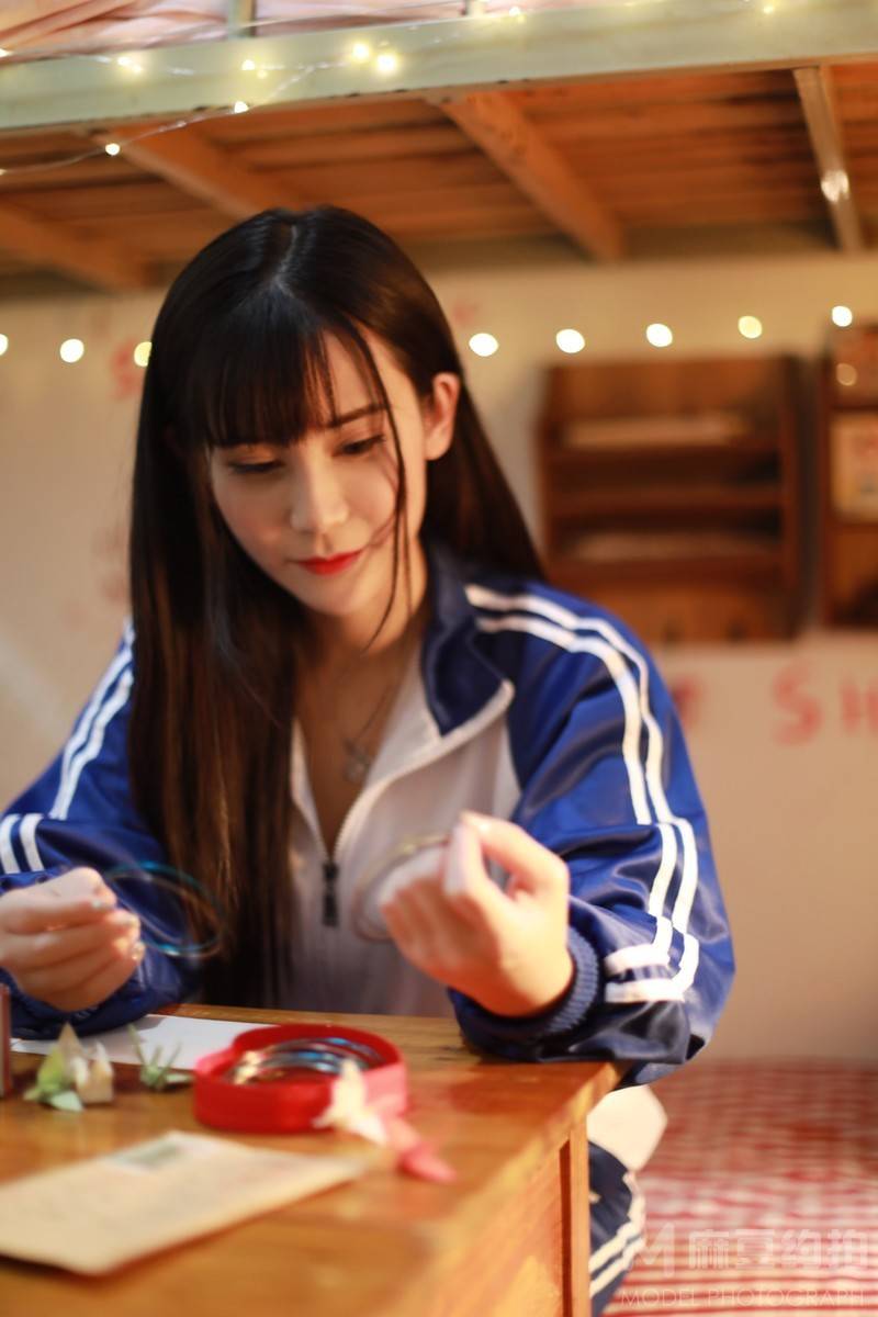 校园模特