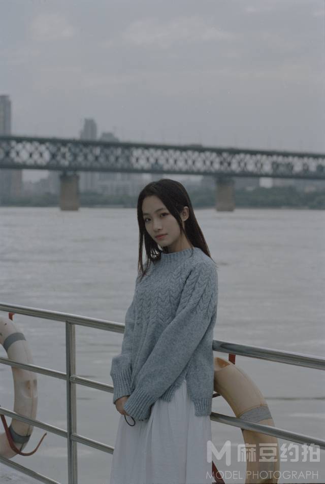 胶片模特