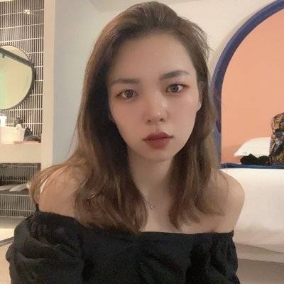 黑白模特