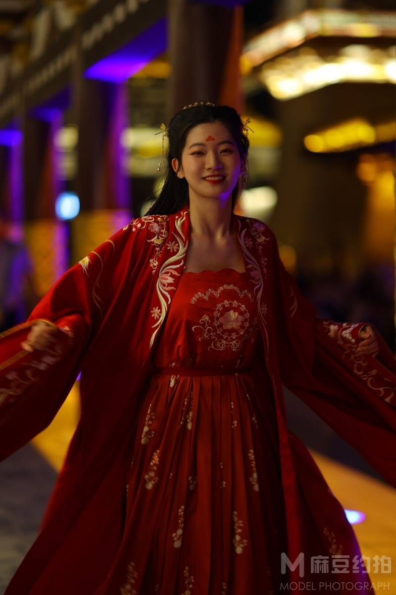 汉服模特